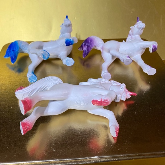 MYSTICAL UNICORN 80’s BUNDLE OF 3 CUTE UNICORNS SOLID PVC/VINYL TYPE 4.25”-5.25” - Picture 14 of 14